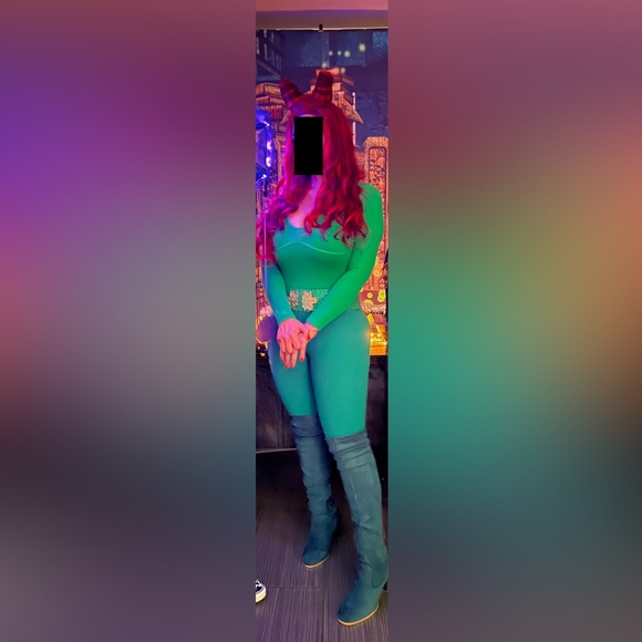 Poison Ivy Women's Round Toe Chunky Heel Green
Over the Knee (Thigh) High Boots - Picture 2 of 10